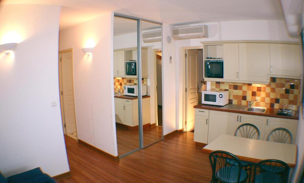 Residence Hoteliere Scudo Ajaccio  Værelse billede
