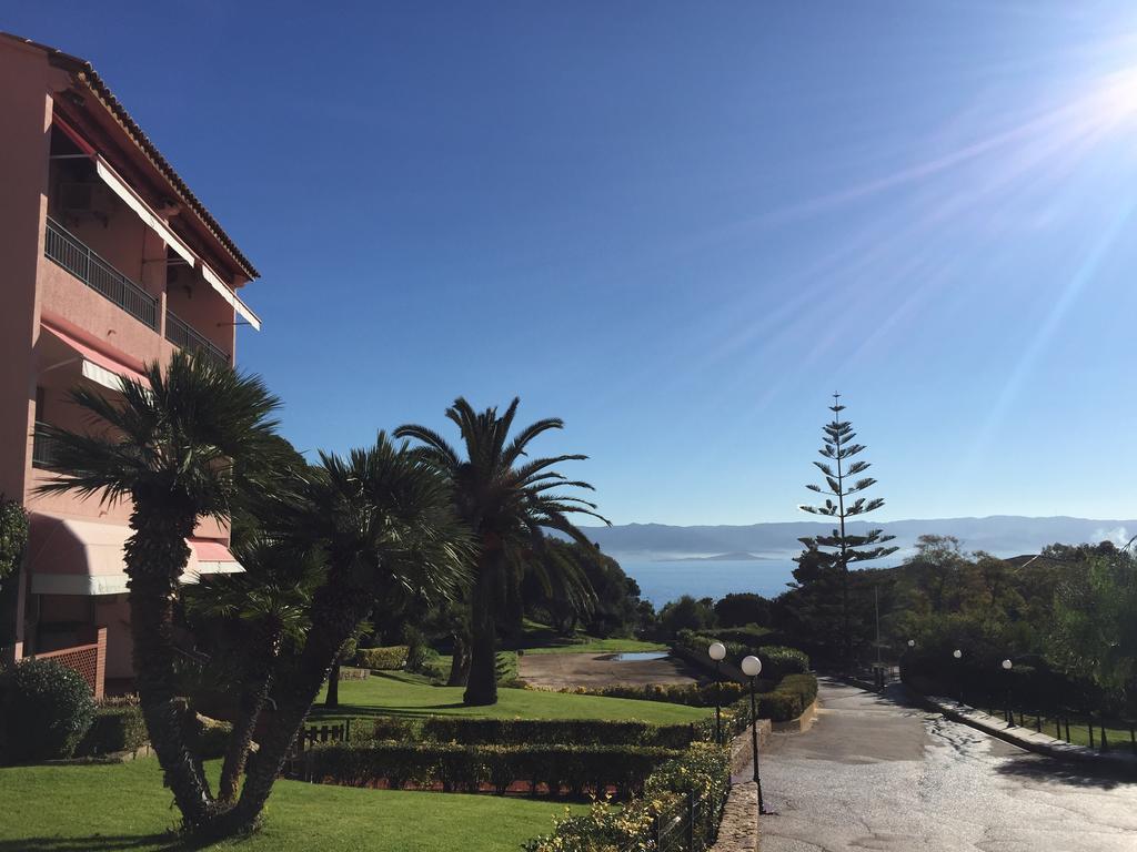 Residence Hoteliere Scudo Ajaccio  Eksteriør billede