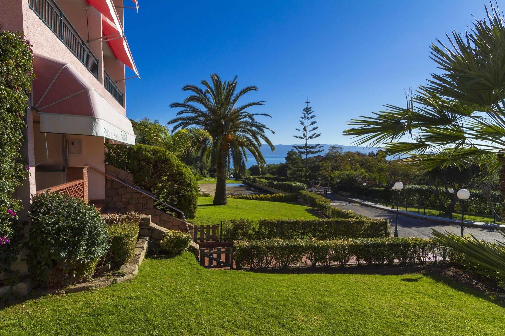 Residence Hoteliere Scudo Ajaccio  Eksteriør billede