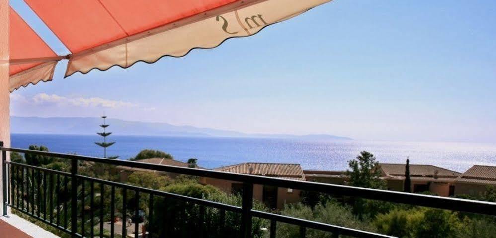Residence Hoteliere Scudo Ajaccio  Eksteriør billede